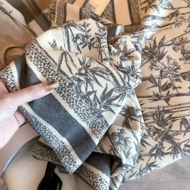 スーパーコピー ディオール マフラー