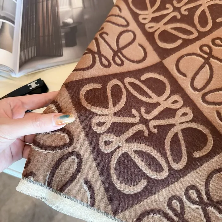 スーパーコピー ロエベ マフラー