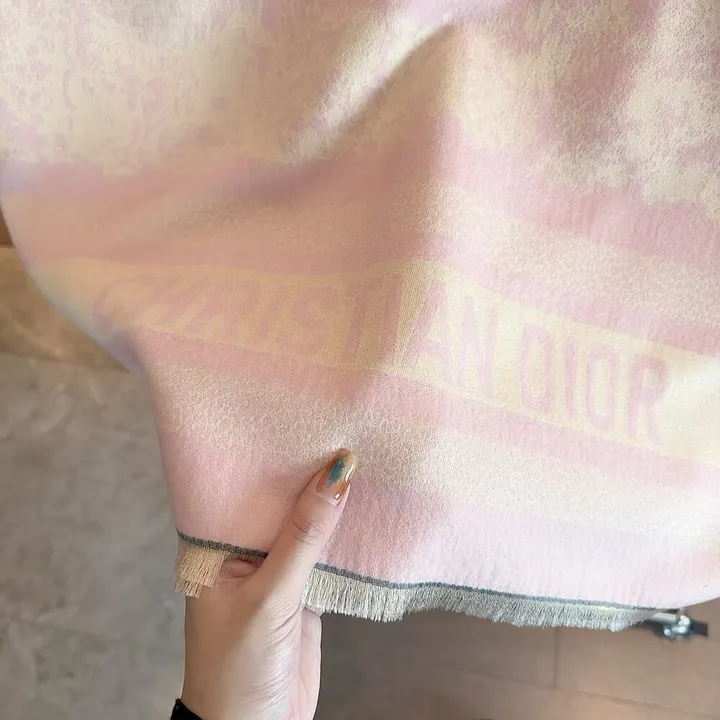 スーパーコピー ディオール マフラー