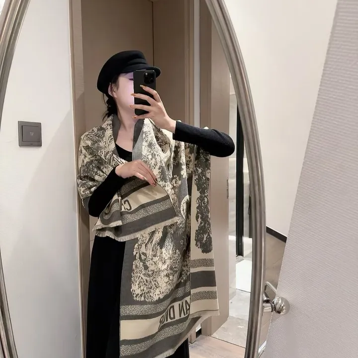 スーパーコピー ディオール マフラー