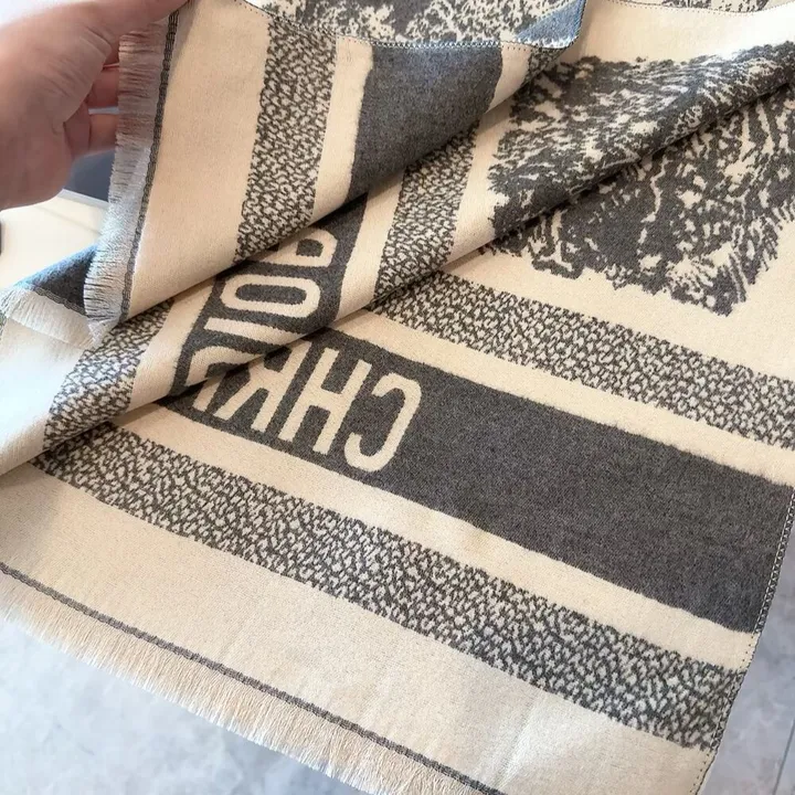 スーパーコピー ディオール マフラー