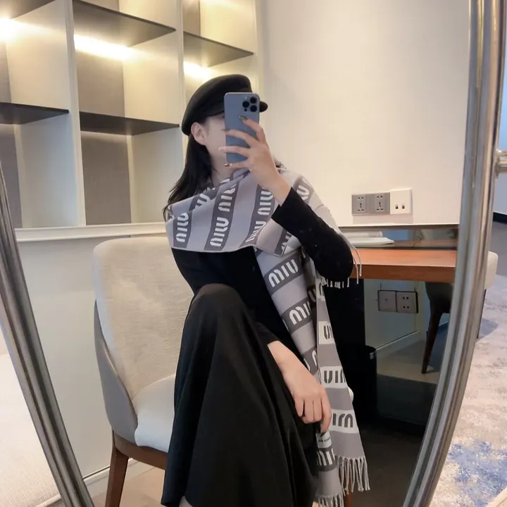 スーパーコピー フェンディ マフラー