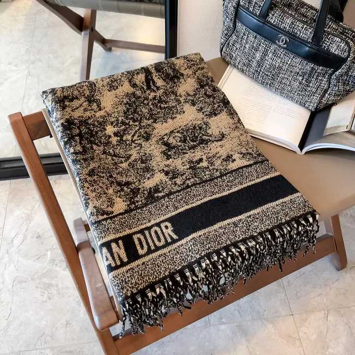 スーパーコピー ディオール マフラー