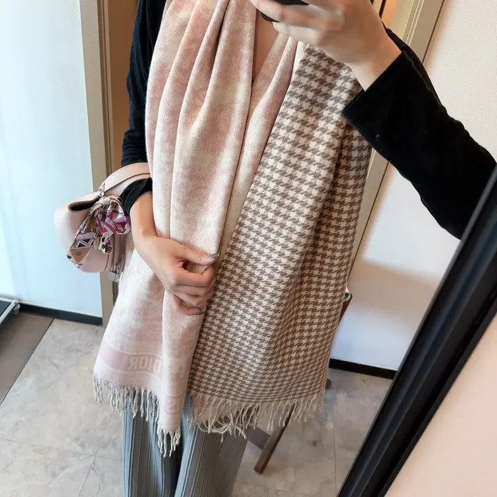 スーパーコピー ディオール マフラー