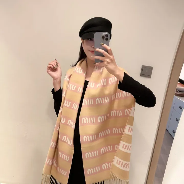 スーパーコピー フェンディ マフラー