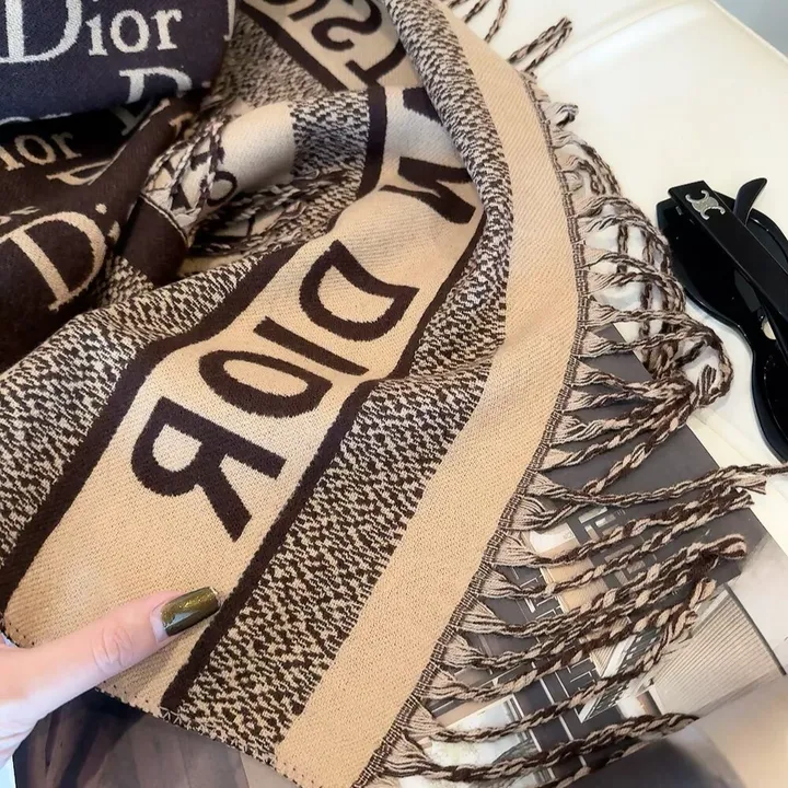 スーパーコピー ディオール マフラー