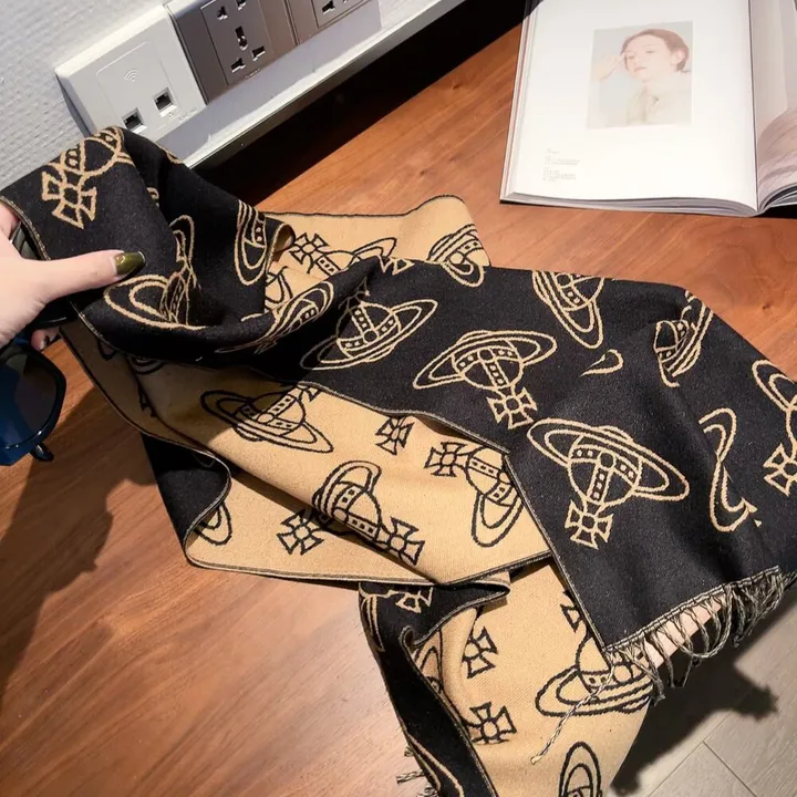 スーパーコピー ヴィヴィアン・ウエストウッド マフラー