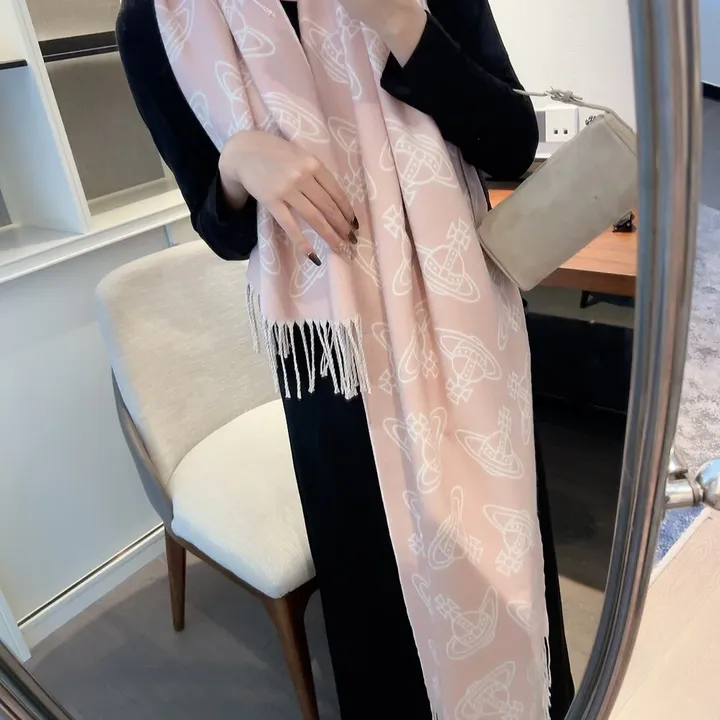 スーパーコピー ヴィヴィアン・ウエストウッド マフラー