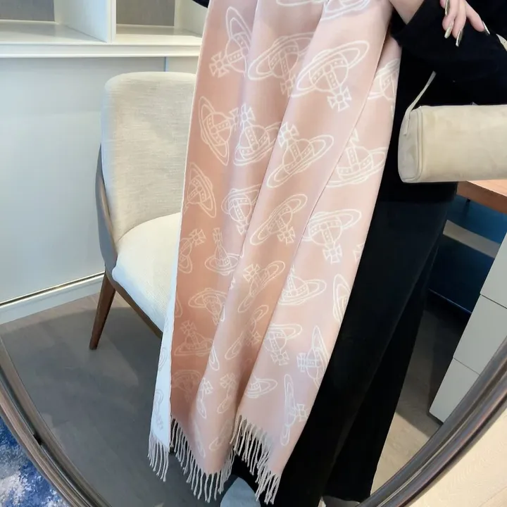 スーパーコピー ヴィヴィアン・ウエストウッド マフラー