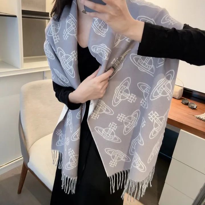 スーパーコピー ヴィヴィアン・ウエストウッド マフラー