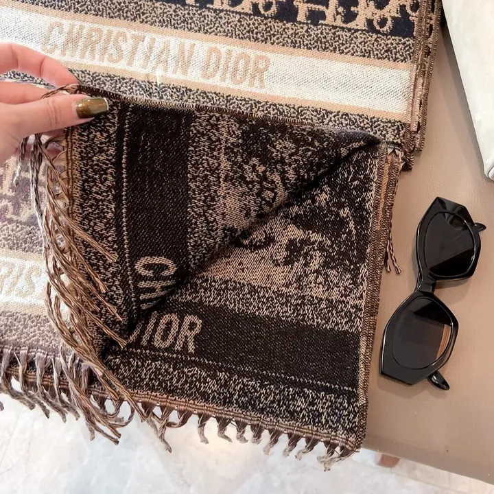 スーパーコピー ディオール マフラー