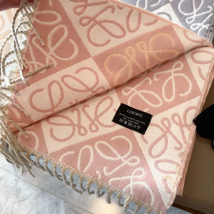 スーパーコピー ロエベ マフラー