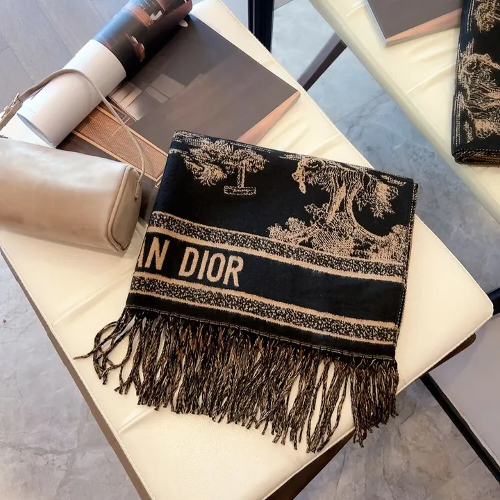 スーパーコピー ディオール マフラー