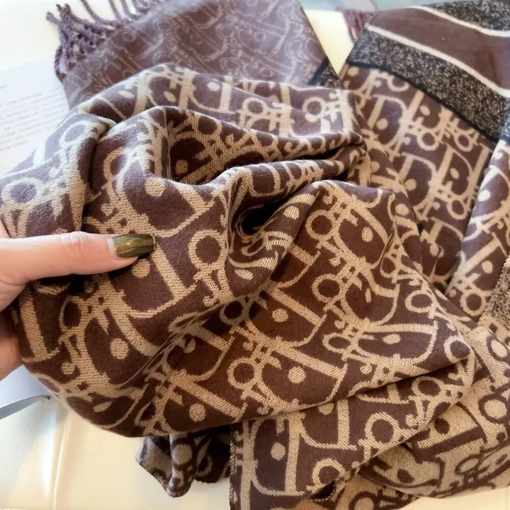 スーパーコピー ディオール マフラー