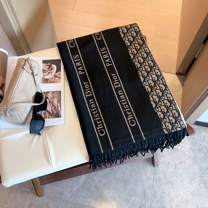 スーパーコピー ディオール マフラー