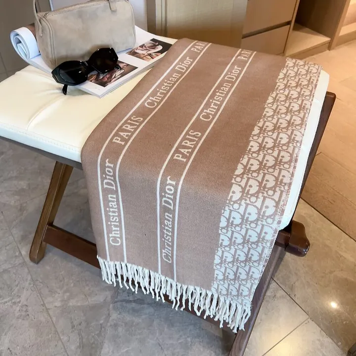 スーパーコピー ディオール マフラー