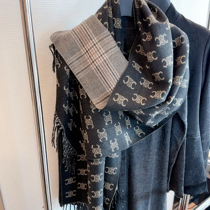 スーパーコピー ロエベ マフラー