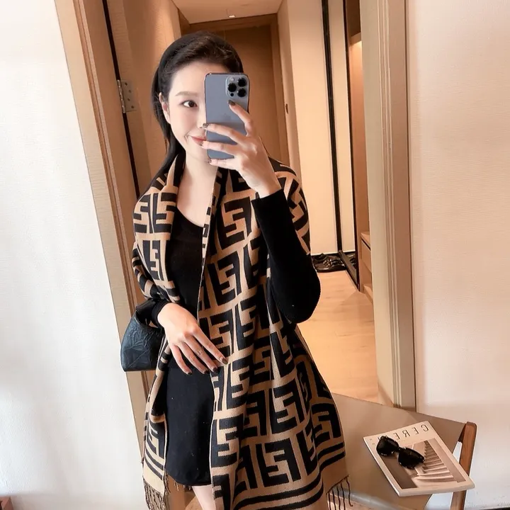 スーパーコピー フェンディ マフラー