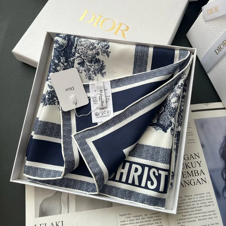 スーパーコピー ディオール マフラー