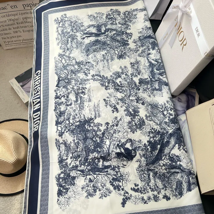 スーパーコピー ディオール マフラー