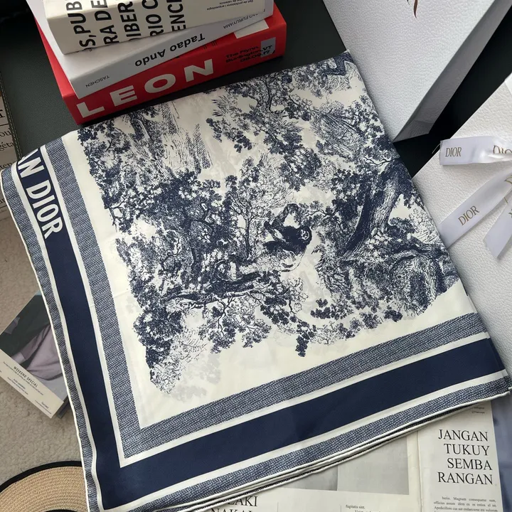 スーパーコピー ディオール マフラー