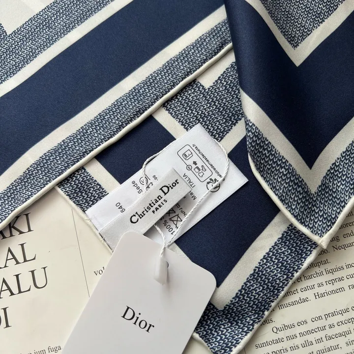 スーパーコピー ディオール マフラー