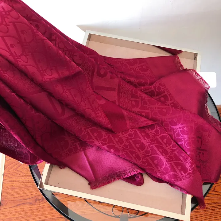 スーパーコピー ディオール マフラー