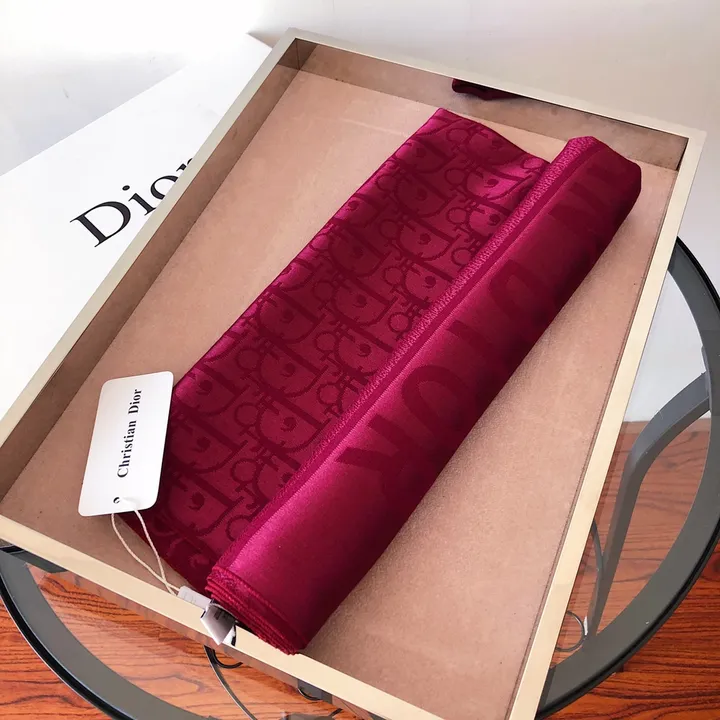 スーパーコピー ディオール マフラー