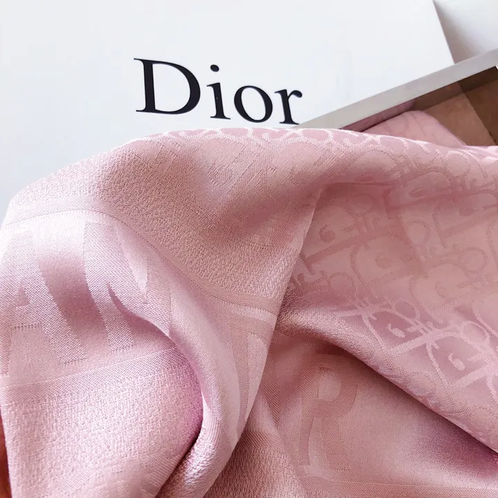 スーパーコピー ディオール マフラー