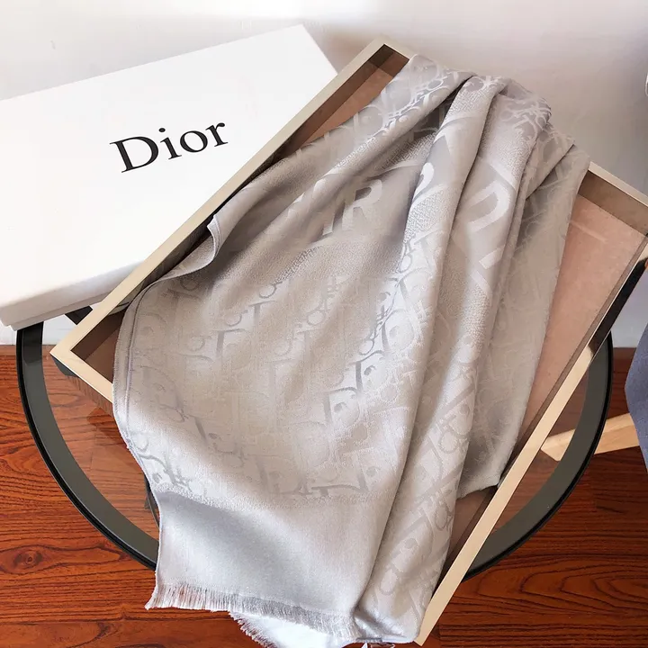 スーパーコピー ディオール マフラー