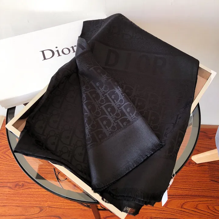 スーパーコピー ディオール マフラー