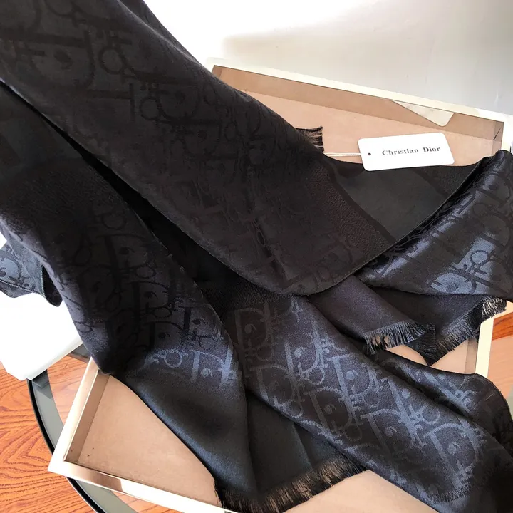 スーパーコピー ディオール マフラー