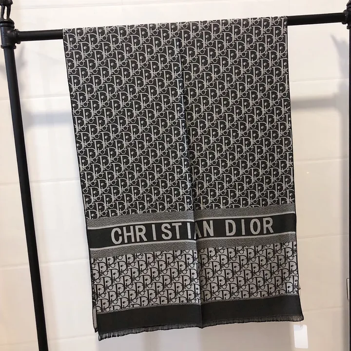 スーパーコピー ディオール マフラー