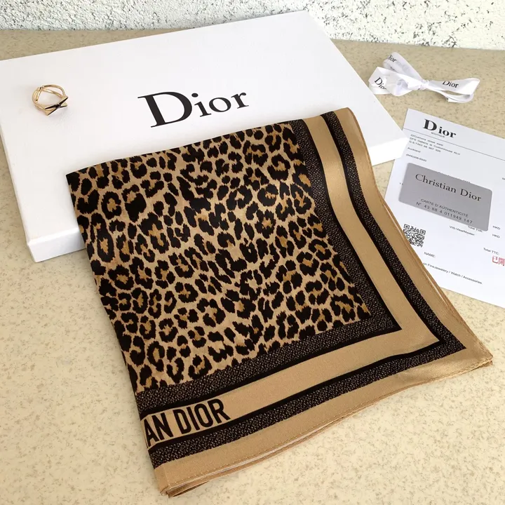 スーパーコピー ディオール マフラー