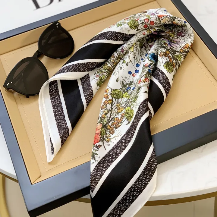 スーパーコピー ディオール マフラー