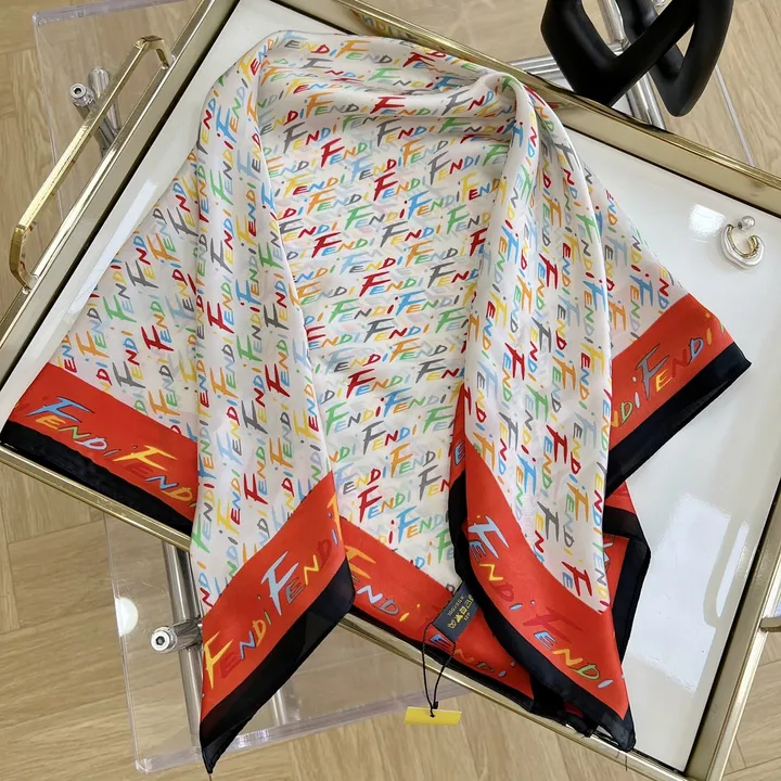 スーパーコピー フェンディ マフラー