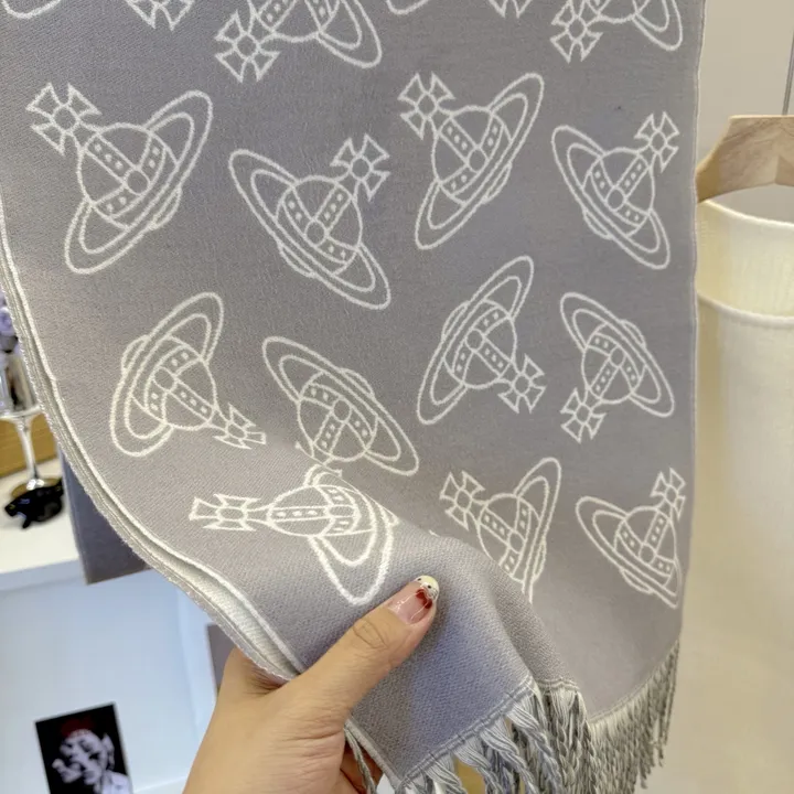 スーパーコピー ヴィヴィアン・ウエストウッド マフラー