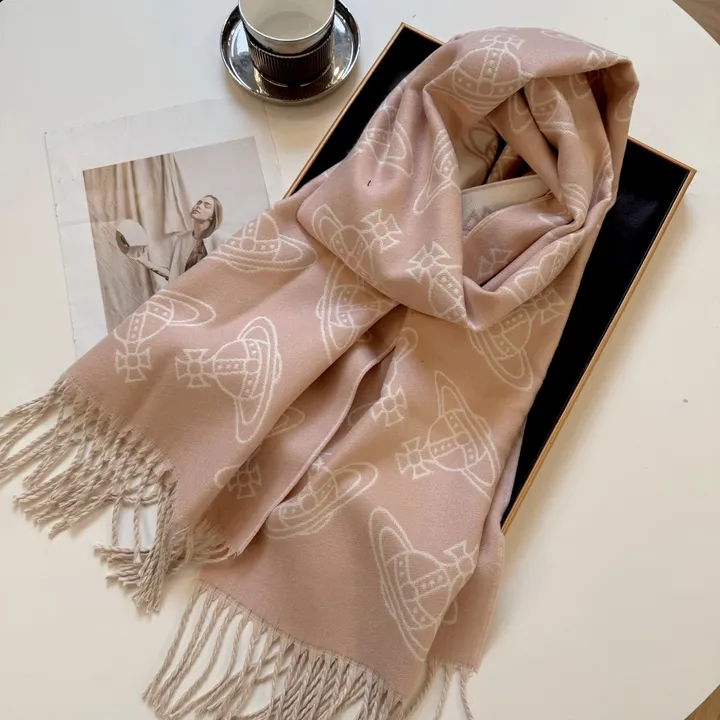 スーパーコピー ヴィヴィアン・ウエストウッド マフラー