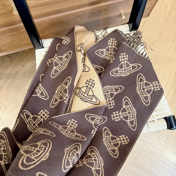 スーパーコピー ヴィヴィアン・ウエストウッド マフラー