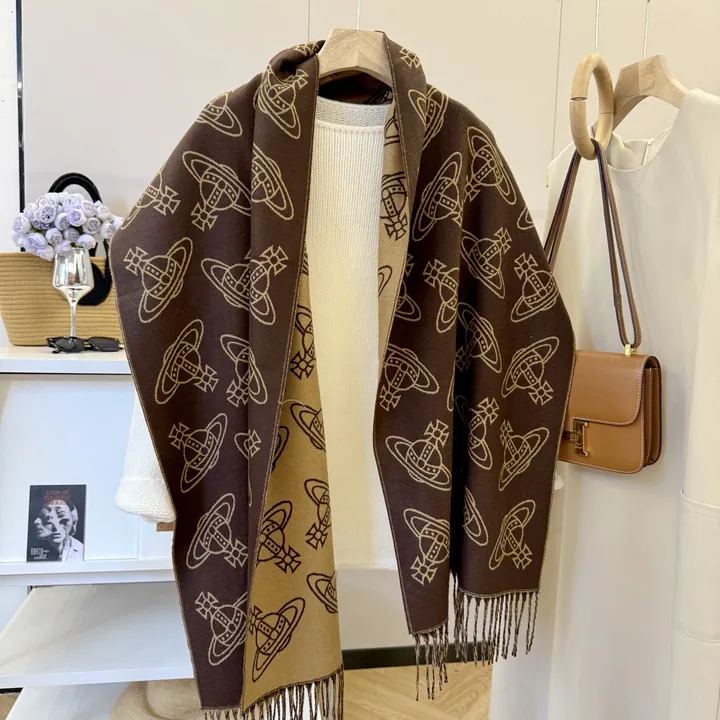 スーパーコピー ヴィヴィアン・ウエストウッド マフラー