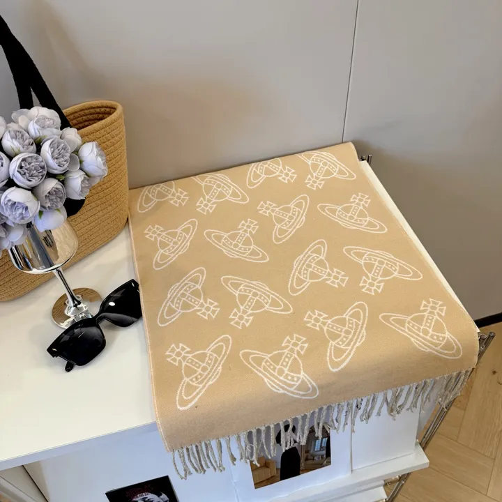 スーパーコピー ヴィヴィアン・ウエストウッド マフラー