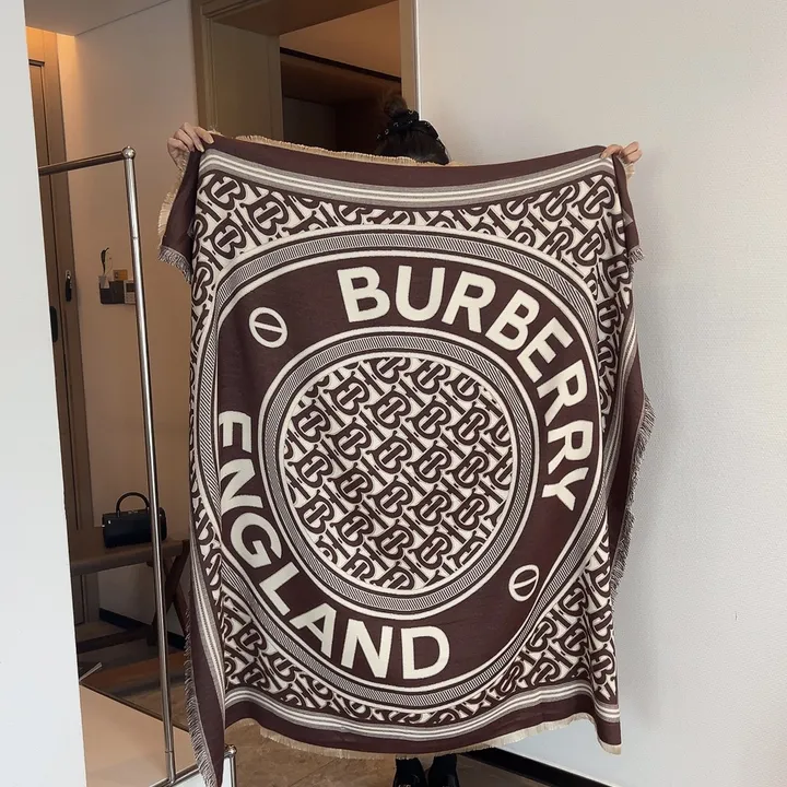 スーパーコピー バーバリー ス マフラー