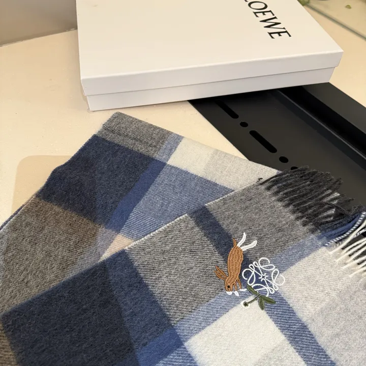 スーパーコピー ロエベ マフラー