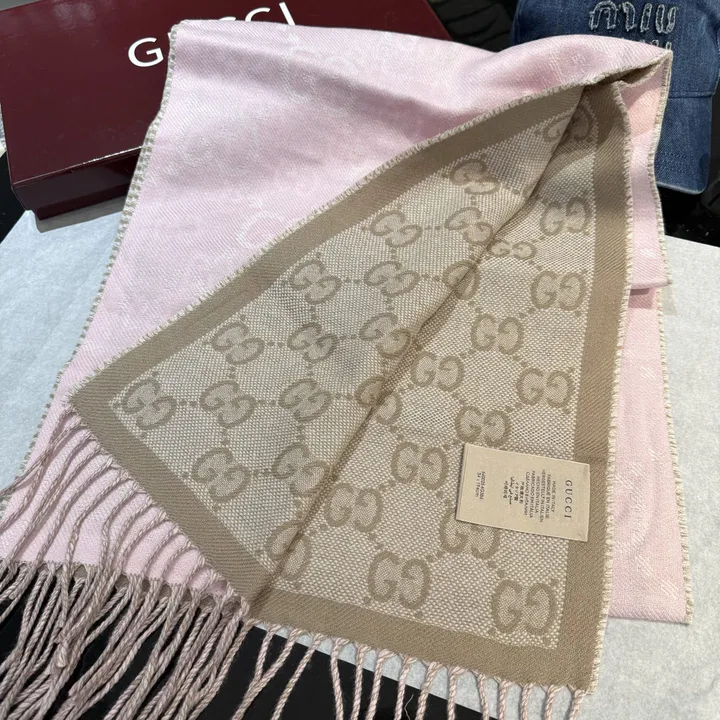 スーパーコピー グッチ マフラー