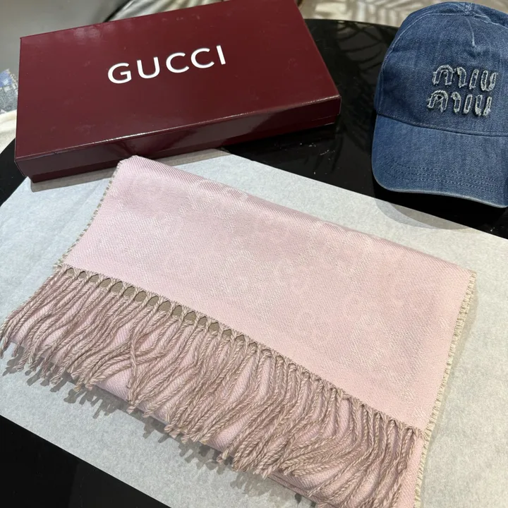 スーパーコピー グッチ マフラー