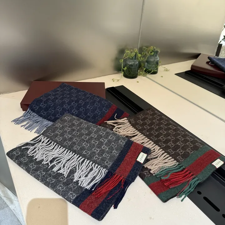 スーパーコピー グッチ マフラー