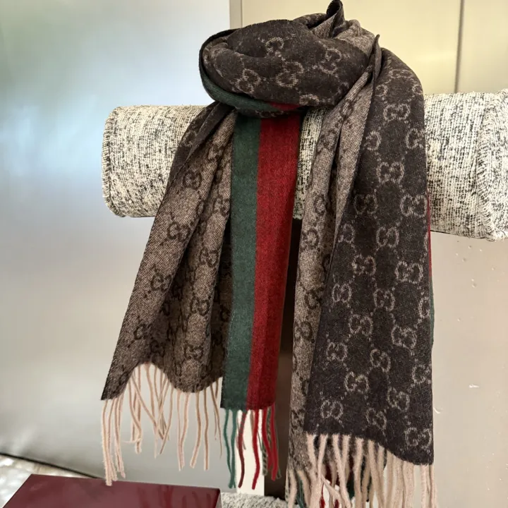 スーパーコピー グッチ マフラー