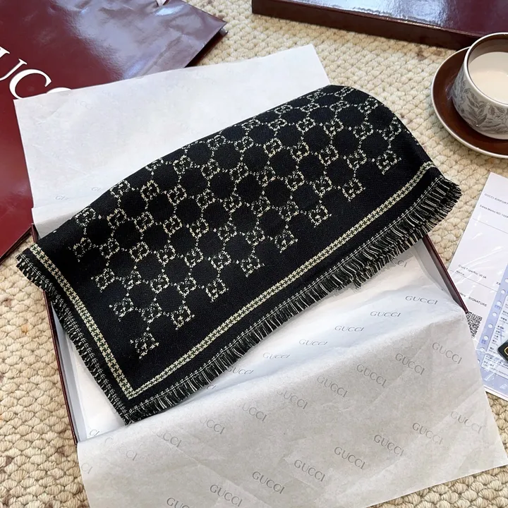 スーパーコピー グッチ マフラー