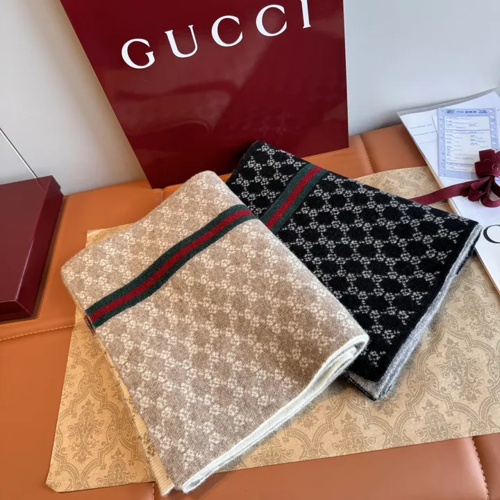 スーパーコピー グッチ マフラー