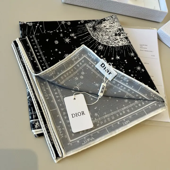 スーパーコピー ディオール マフラー